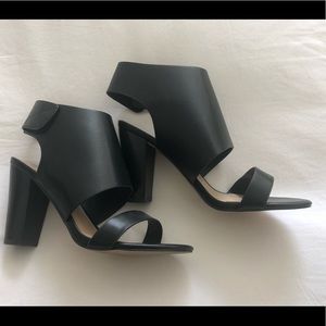 Black sandal heels